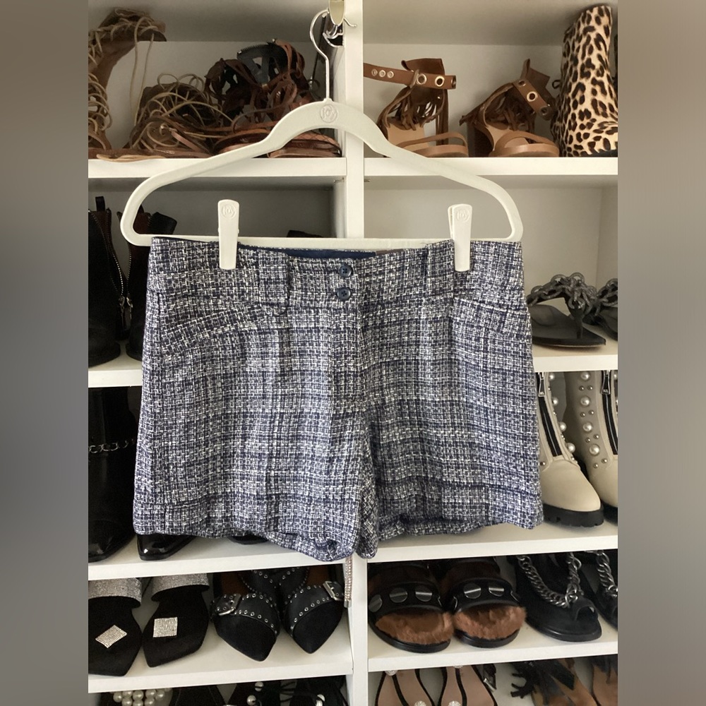 Limited Shorts